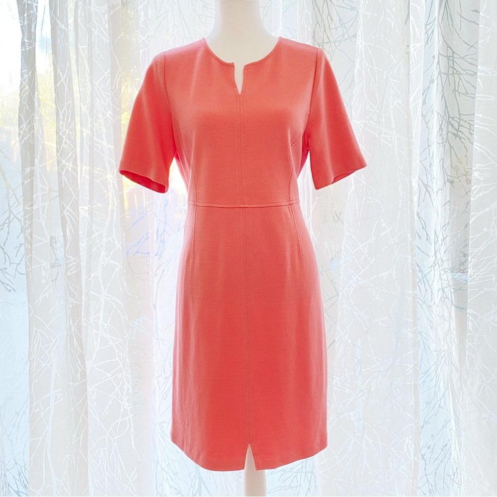 St. John light pink knit short sleeve midi shift dress - Picture 1 of 9
